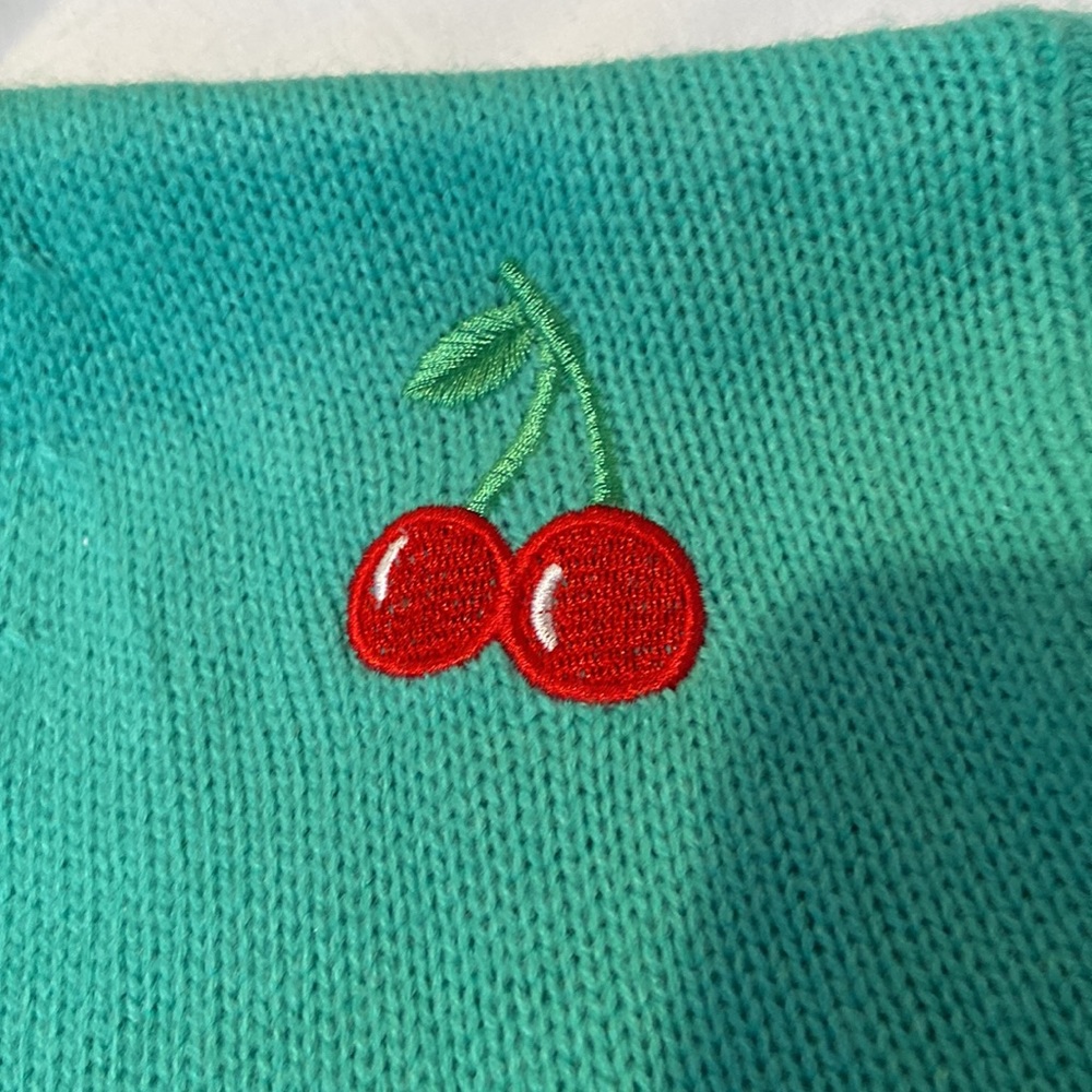 Sweater - Picture 3 of 3